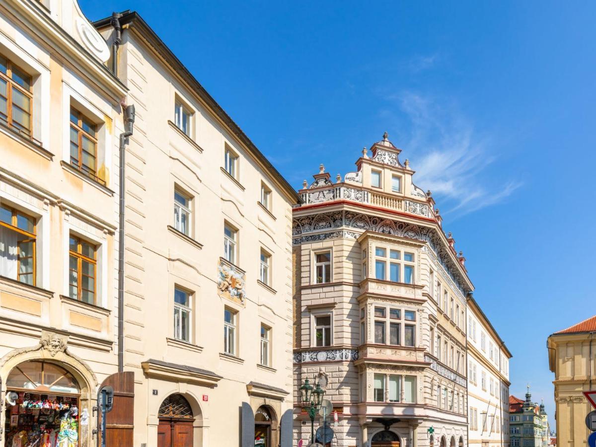 Apartment Nerudova By Interhome Prag Exteriör bild