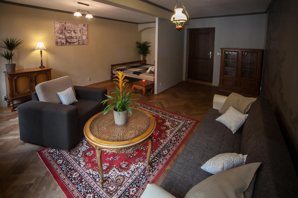 Apartment Nerudova By Interhome Prag Rum bild