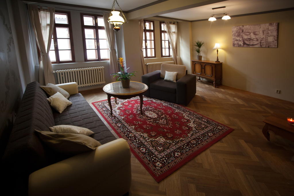 Apartment Nerudova By Interhome Prag Rum bild