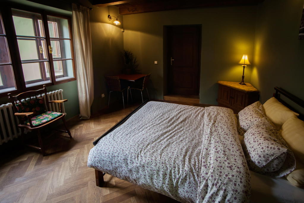 Apartment Nerudova By Interhome Prag Rum bild